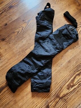 Men's Black Waterproof Leg Chaps With Boot Covers For Bikers.
